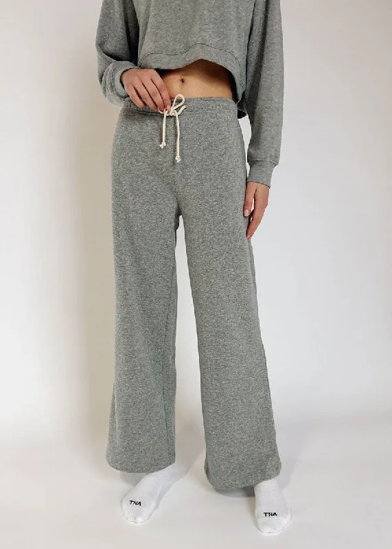 Feeling The Moment Sweatpant - Classic Heather Grey