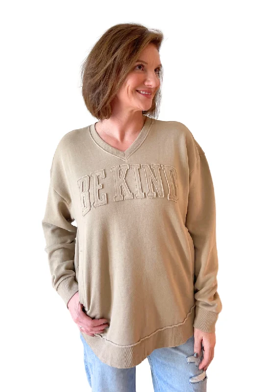 Be Kind Hi-Lo V-Neck Fleece